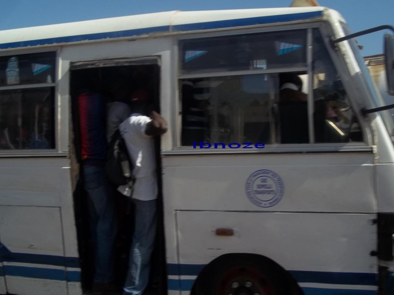 minibus TATA archiplein